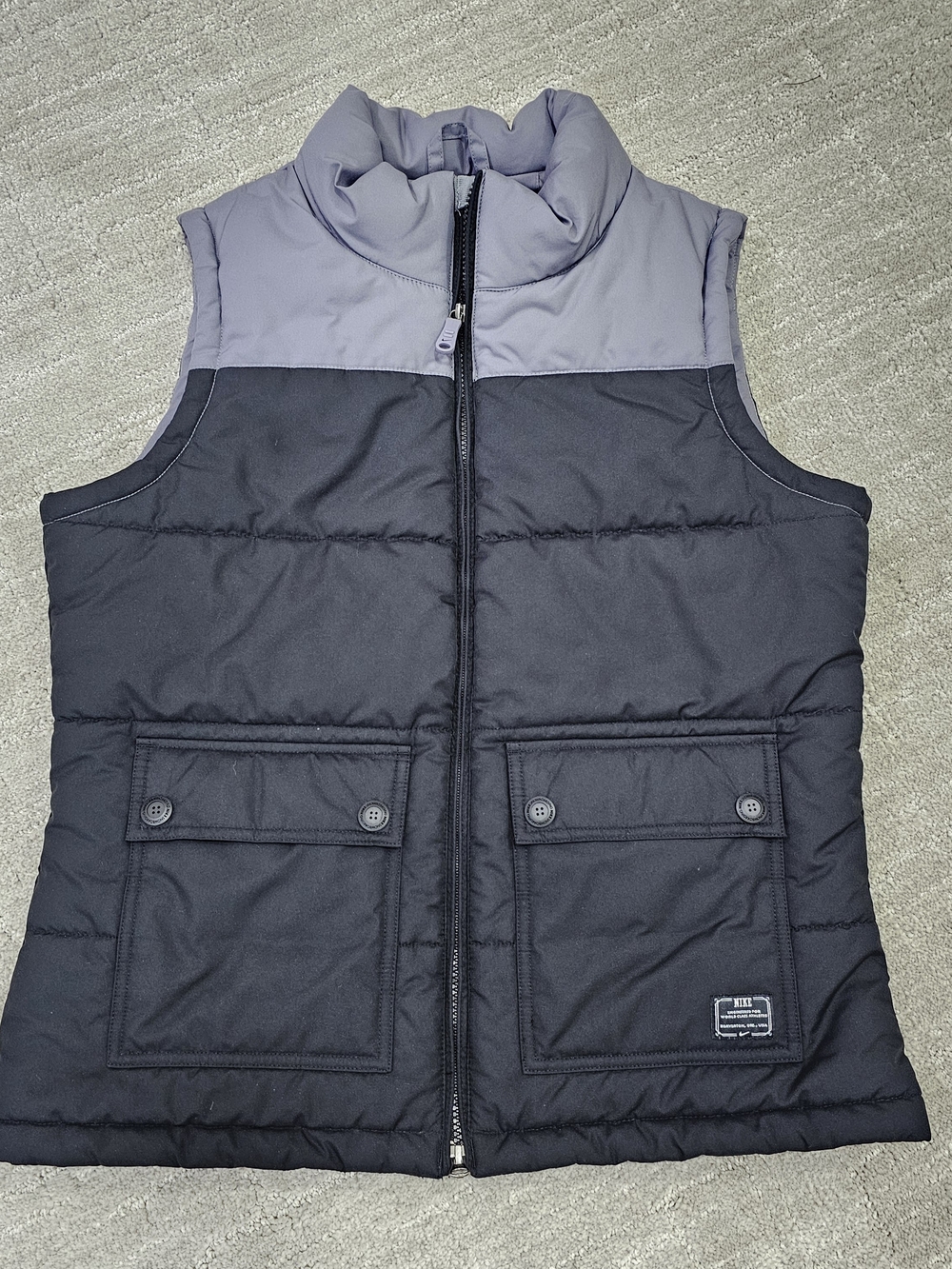 Nike Womens Puffer Vest in Black and Light Gray